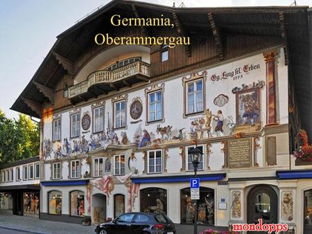 Germania, Oberammergau Oberammergau è un comune situato nel distretto di Garmish-Partenkirchen nella valle del fiume Ammer, nello stato di Baviera, in.