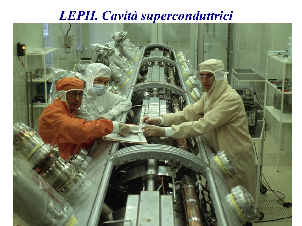 LEPII. Cavità superconduttrici