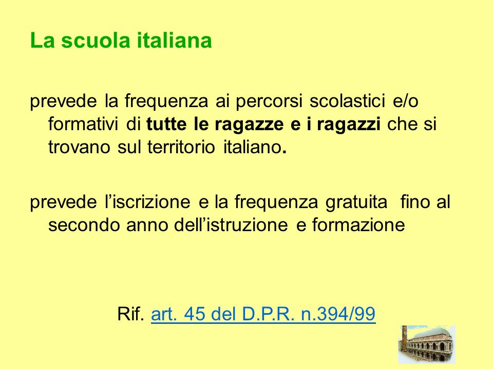 La scuola italiana prevede la frequenza ai percorsi scolastici e/o formativi di tutte le ragazze e i ragazzi che si trovano sul territorio italiano.